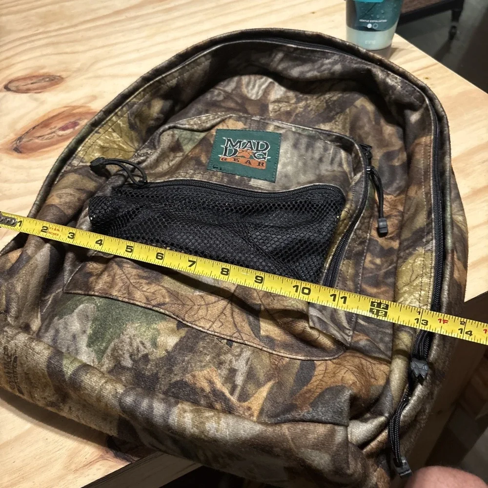 Mad Dog Gear Camo Hunting Backpack Daypack Outdoor Pack School Very Good